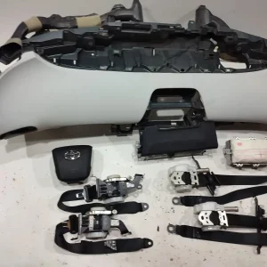 plansa bord toyota