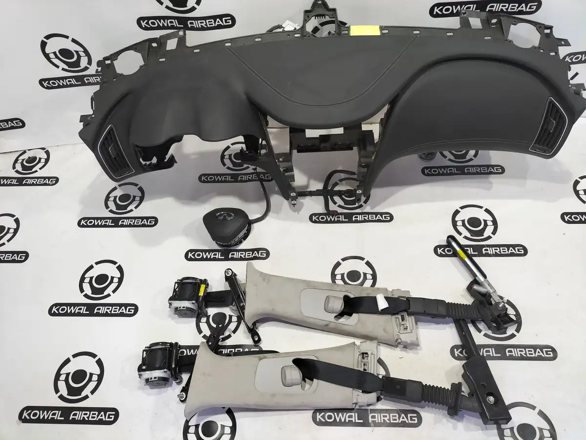 plansa bord infiniti q50