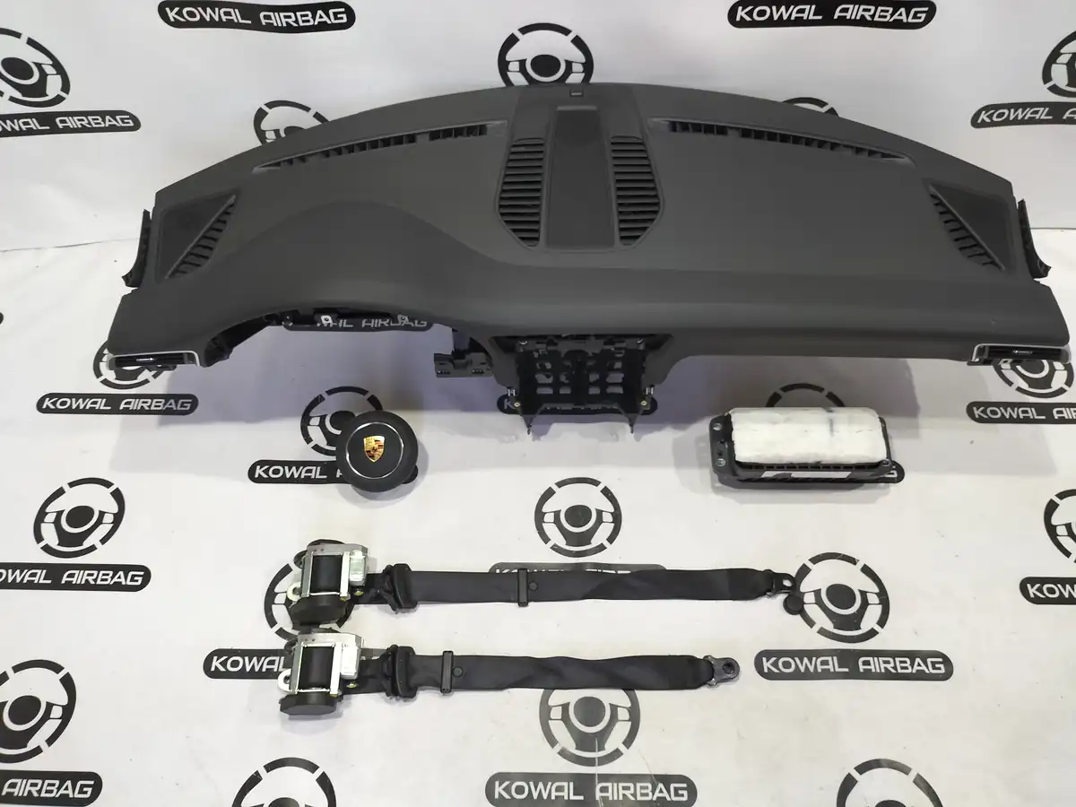 plansa bord porsche