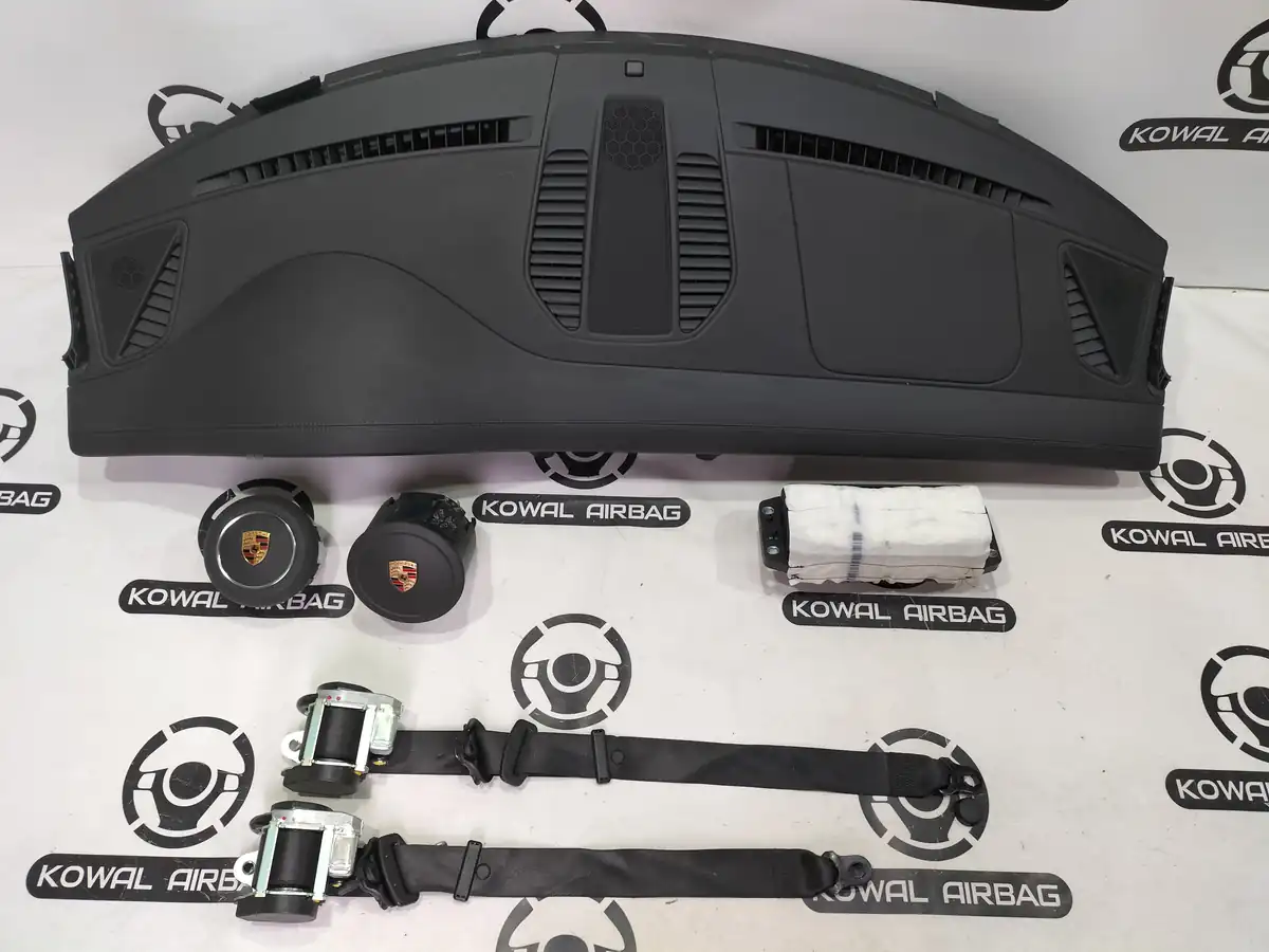 plansa bord porsche