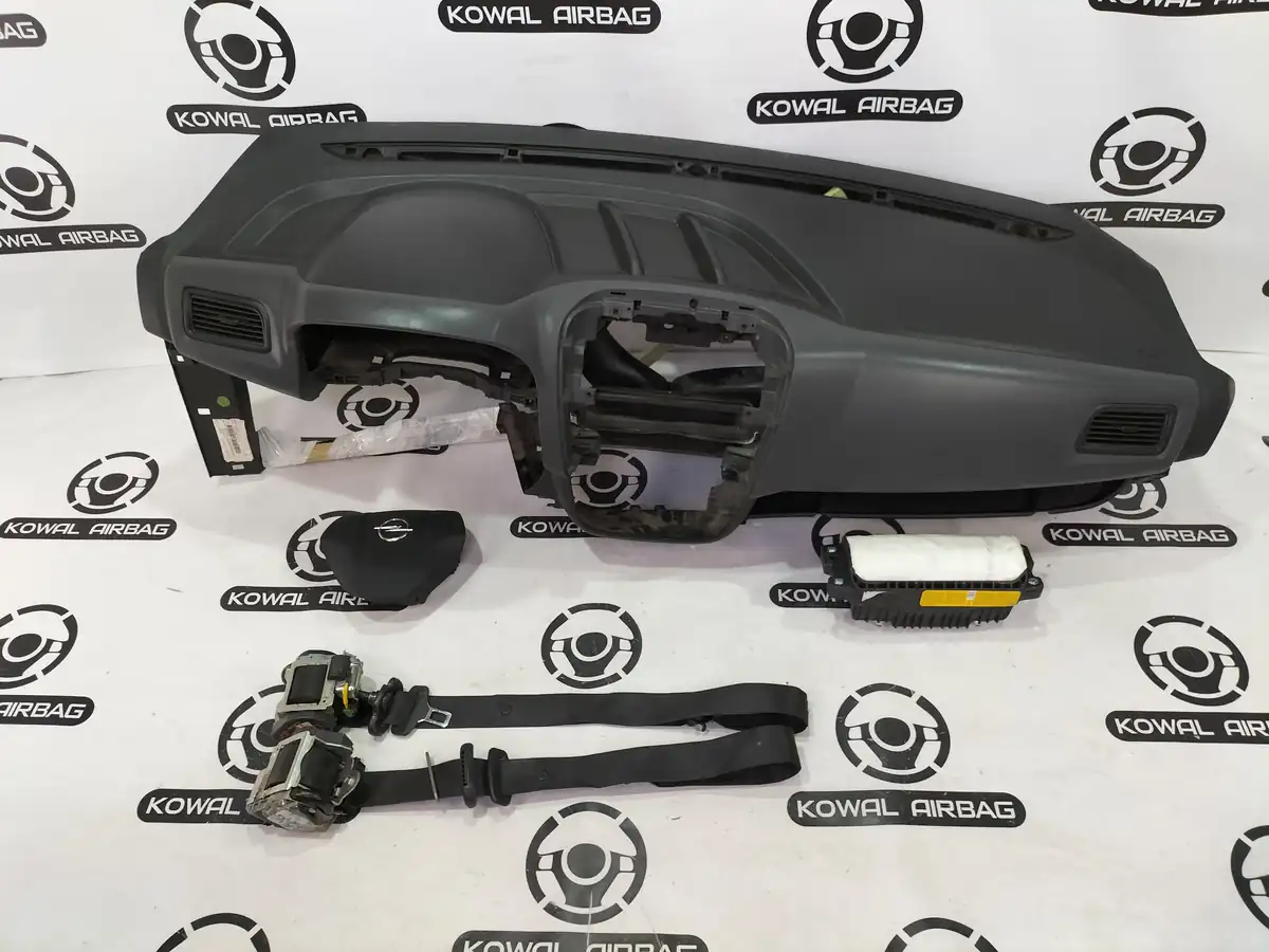 plansa bord opel combo