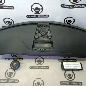 plansa bord porsche panamera
