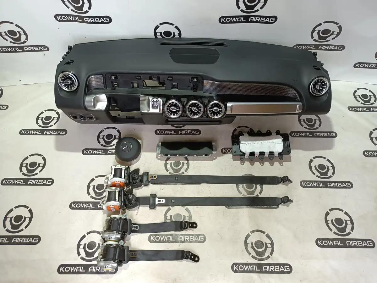 plansa bord mercedes-benz x247