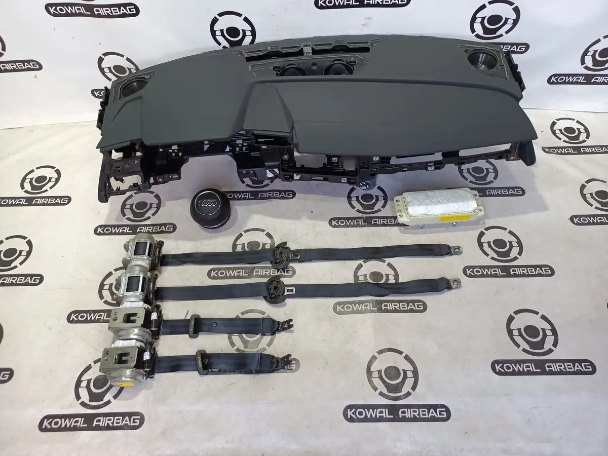 plansa bord audi a3