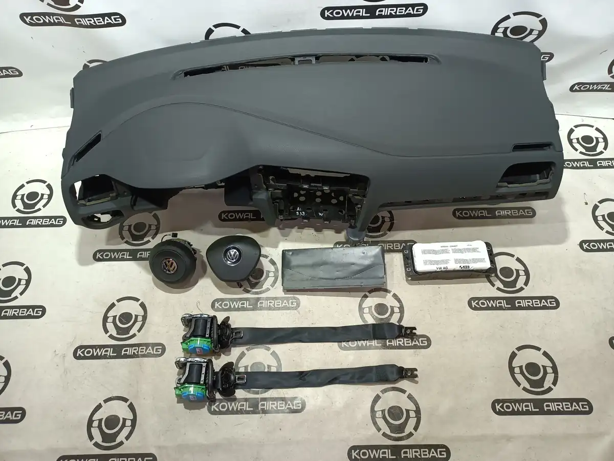 plansa bord volkswagen golf