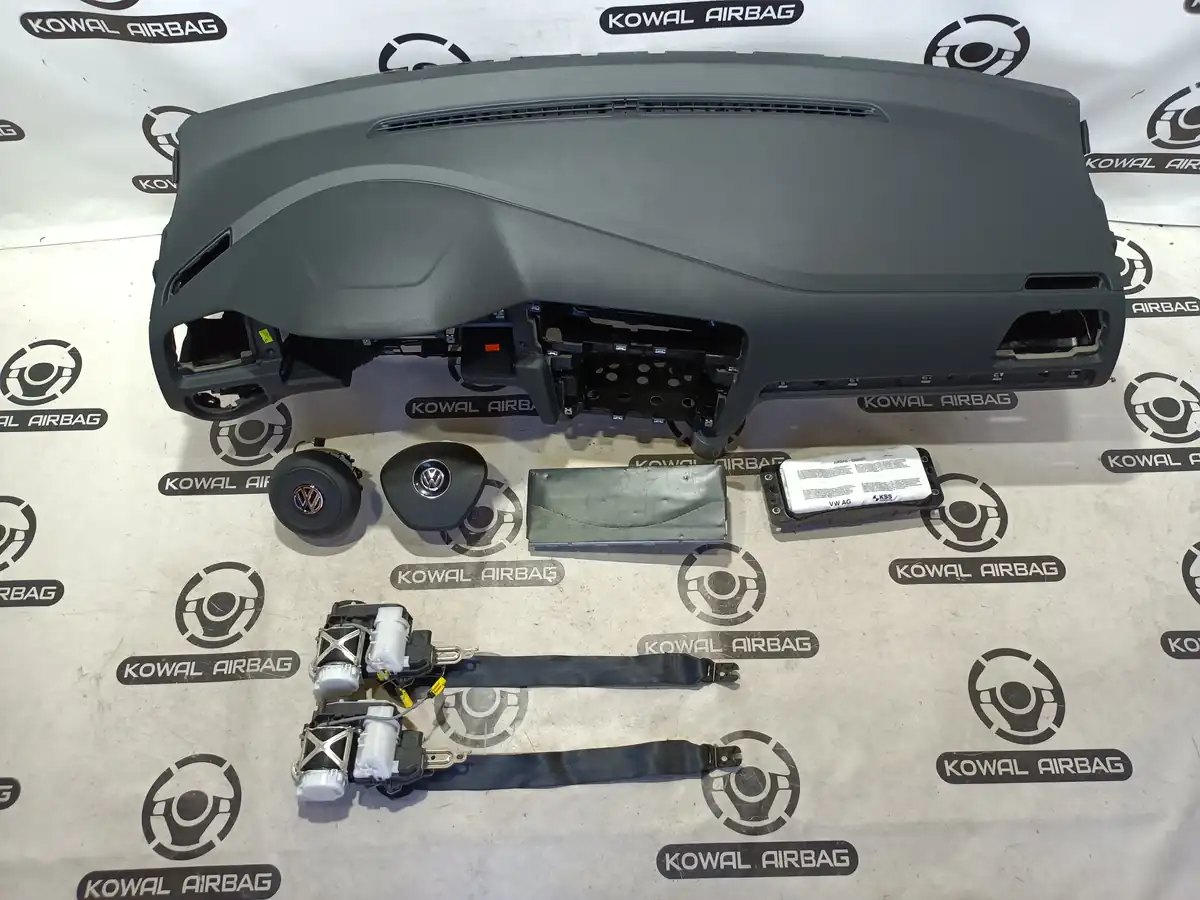plansa bord volkswagen golf