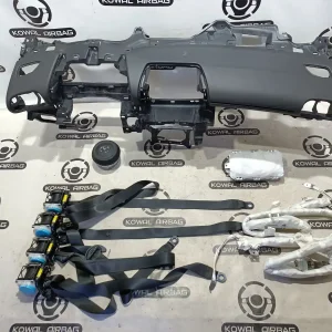 plansa bord mazda yaris
