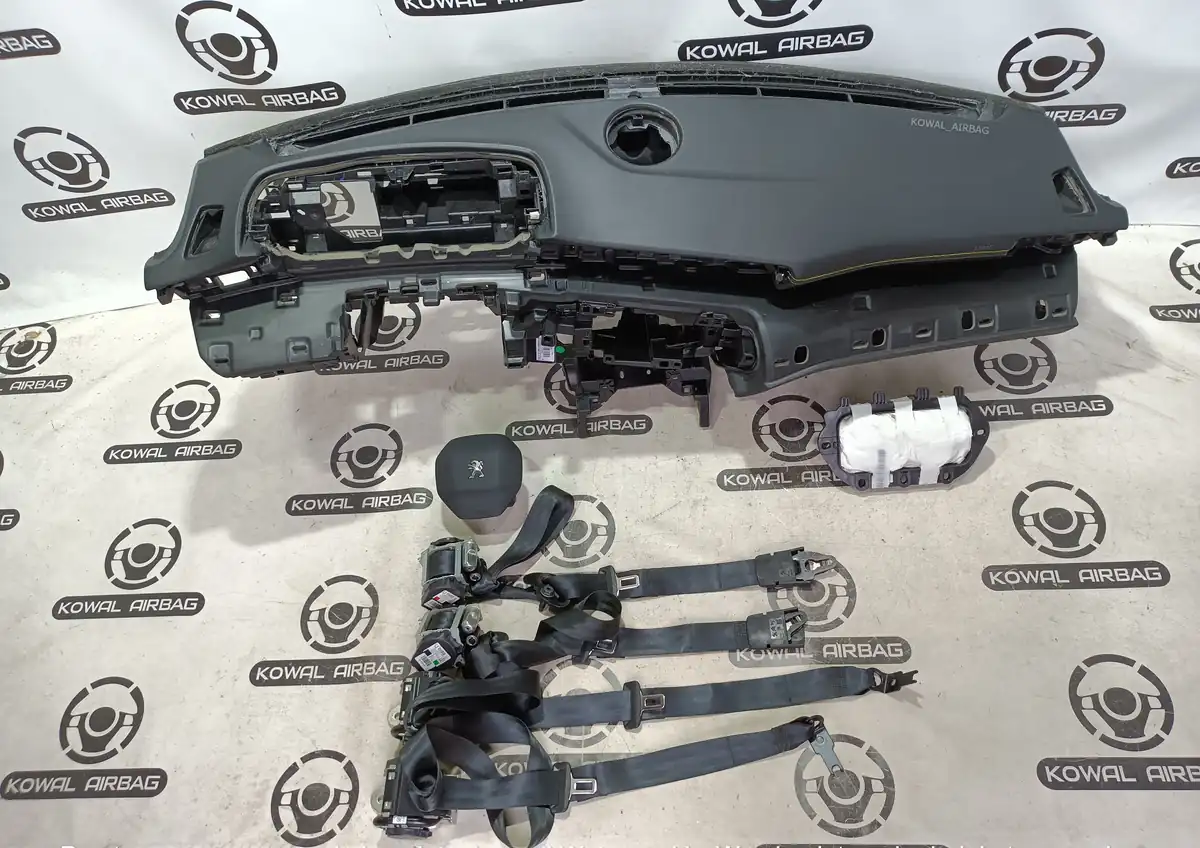 plansa bord peugeot 508