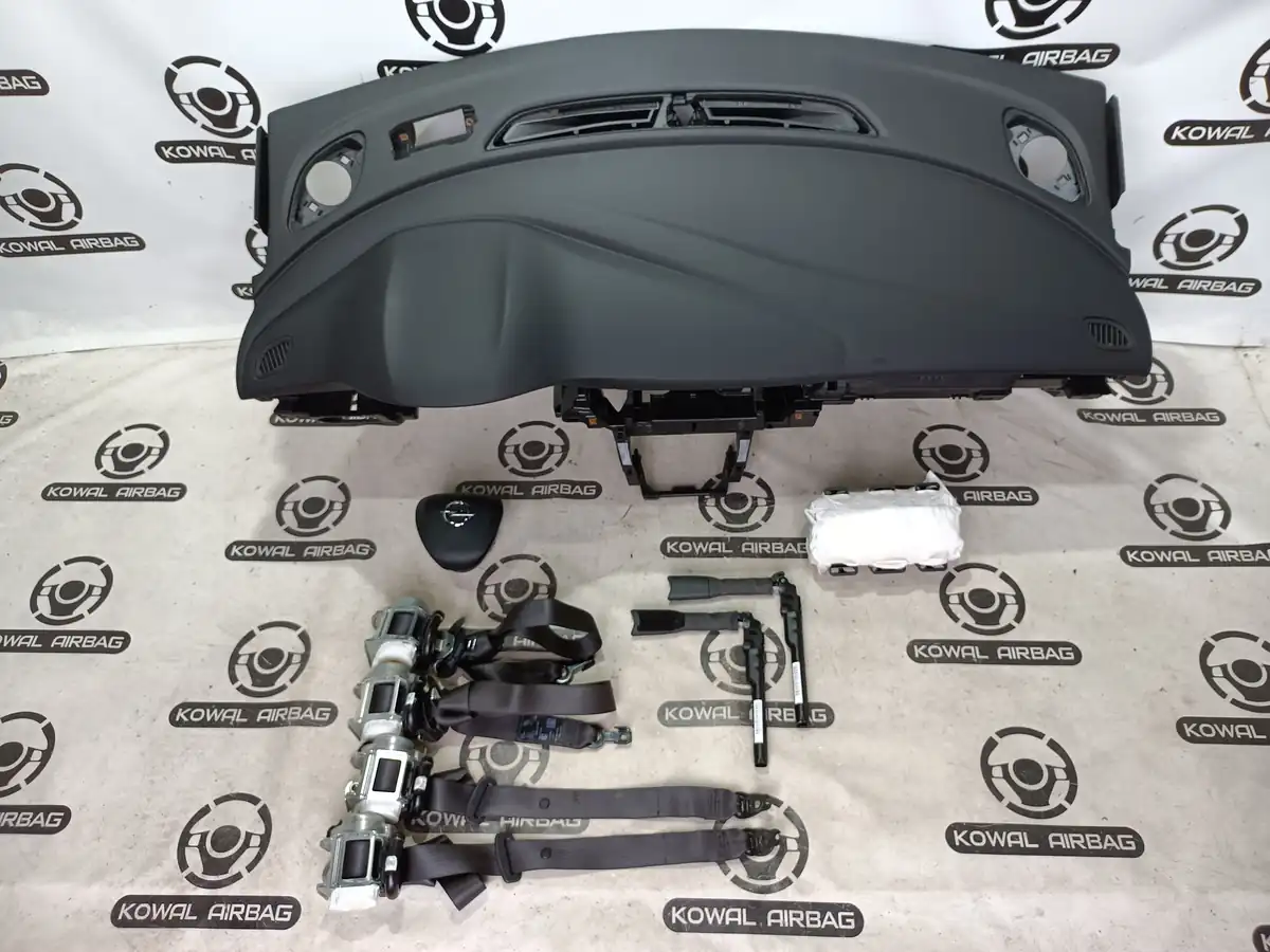 plansa bord opel astra