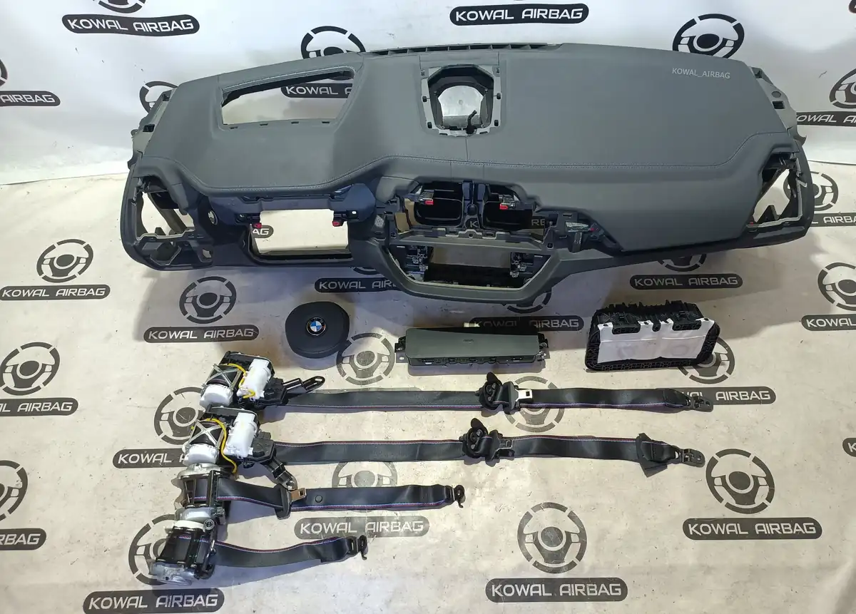 plansa bord bmw g01
