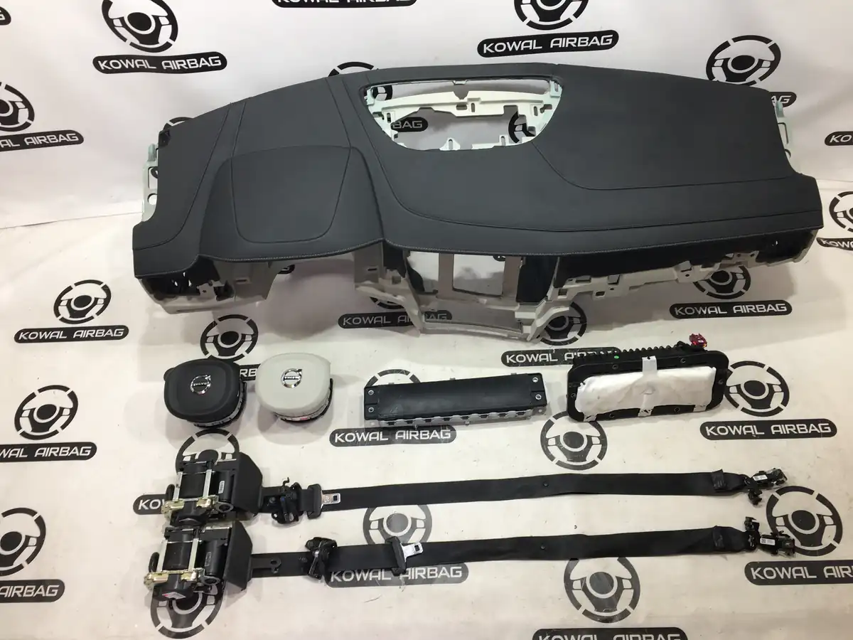 plansa bord volvo v90