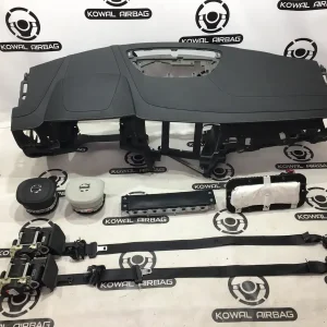 plansa bord volvo v90