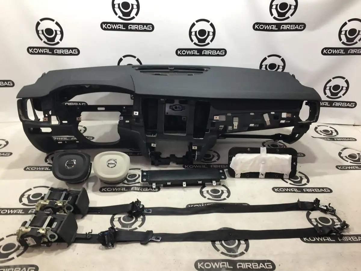 plansa bord volvo v90