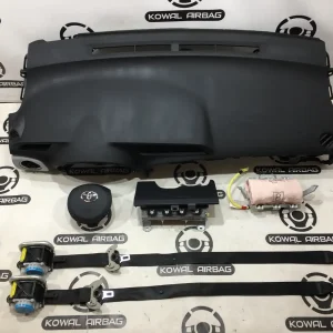 plansa bord toyota yaris