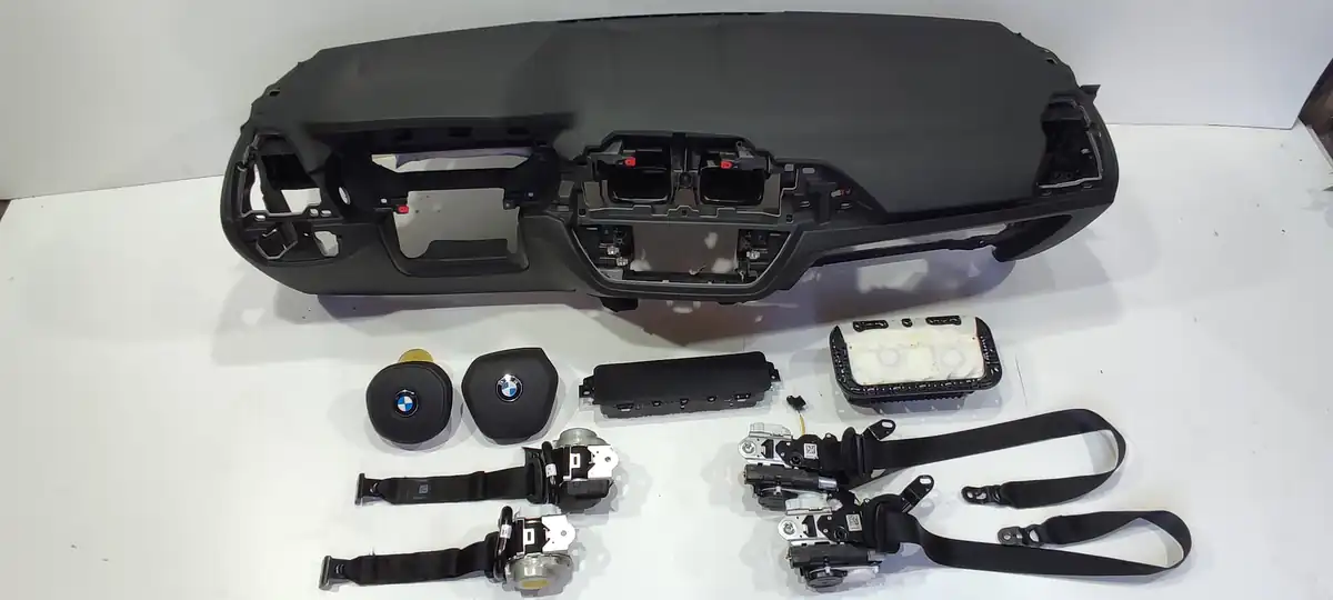 plansa bord bmw x3