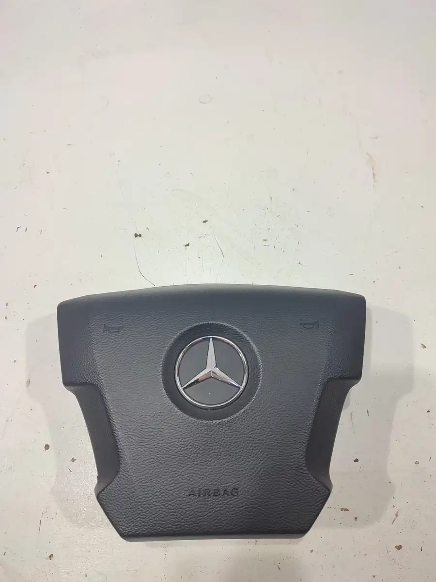 plansa bord mercedes-benz