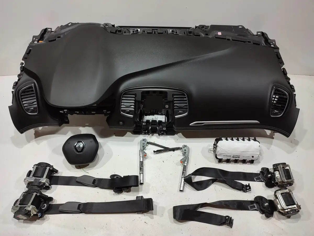 plansa bord renault scenic