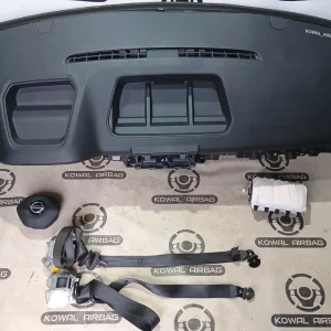 plansa bord nissan