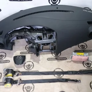 plansa bord mazda