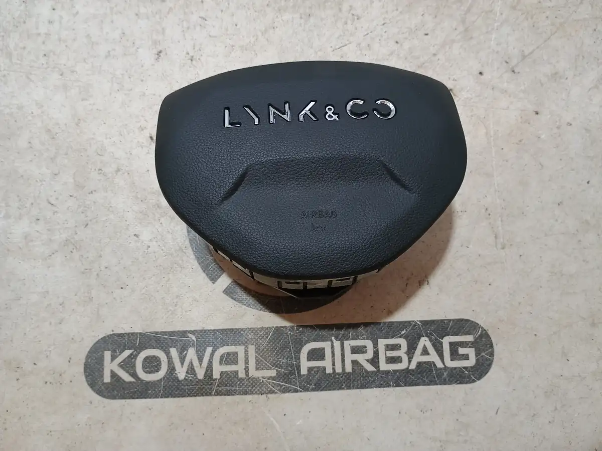 airbag sofer lynk & co