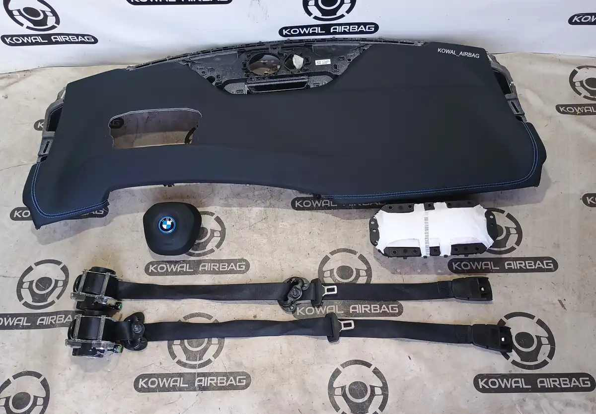 plansa bord bmw u06