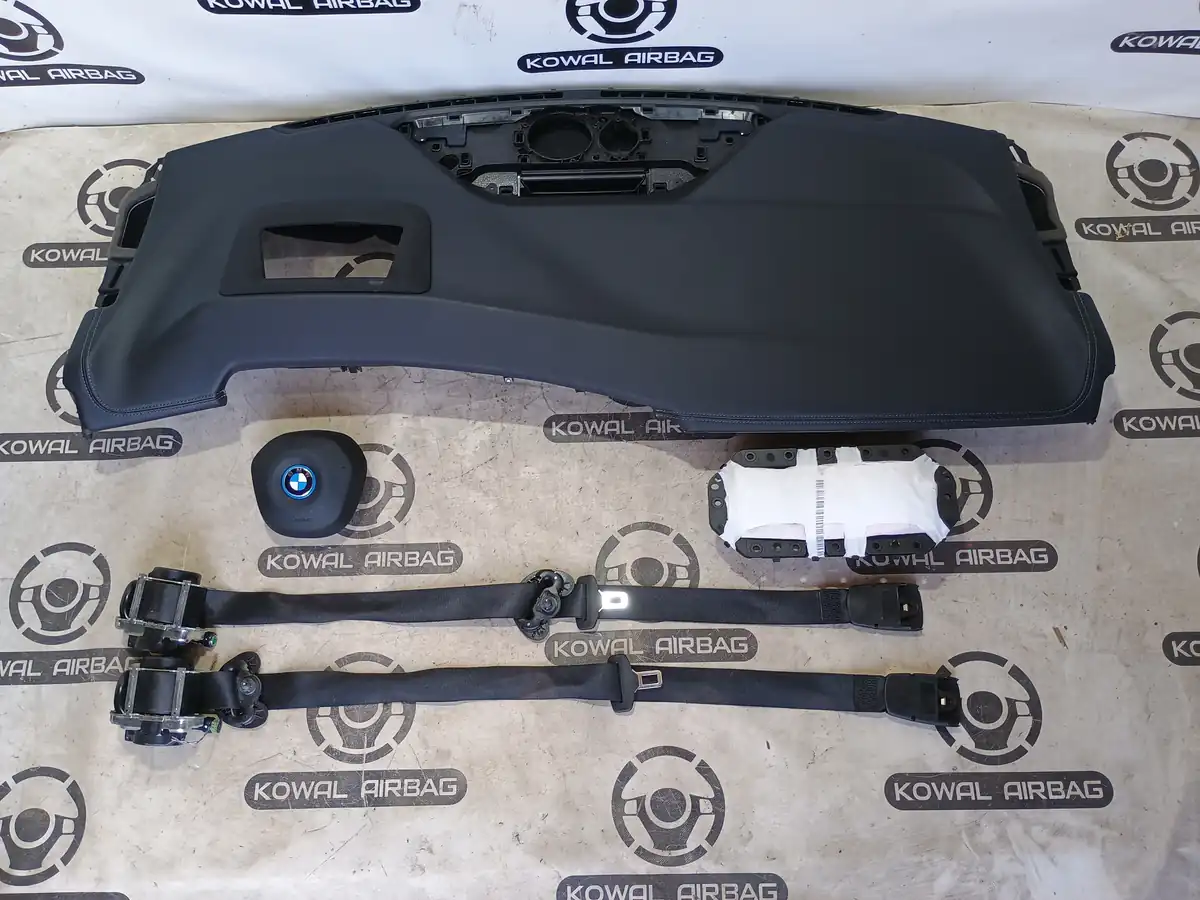 plansa bord bmw u06