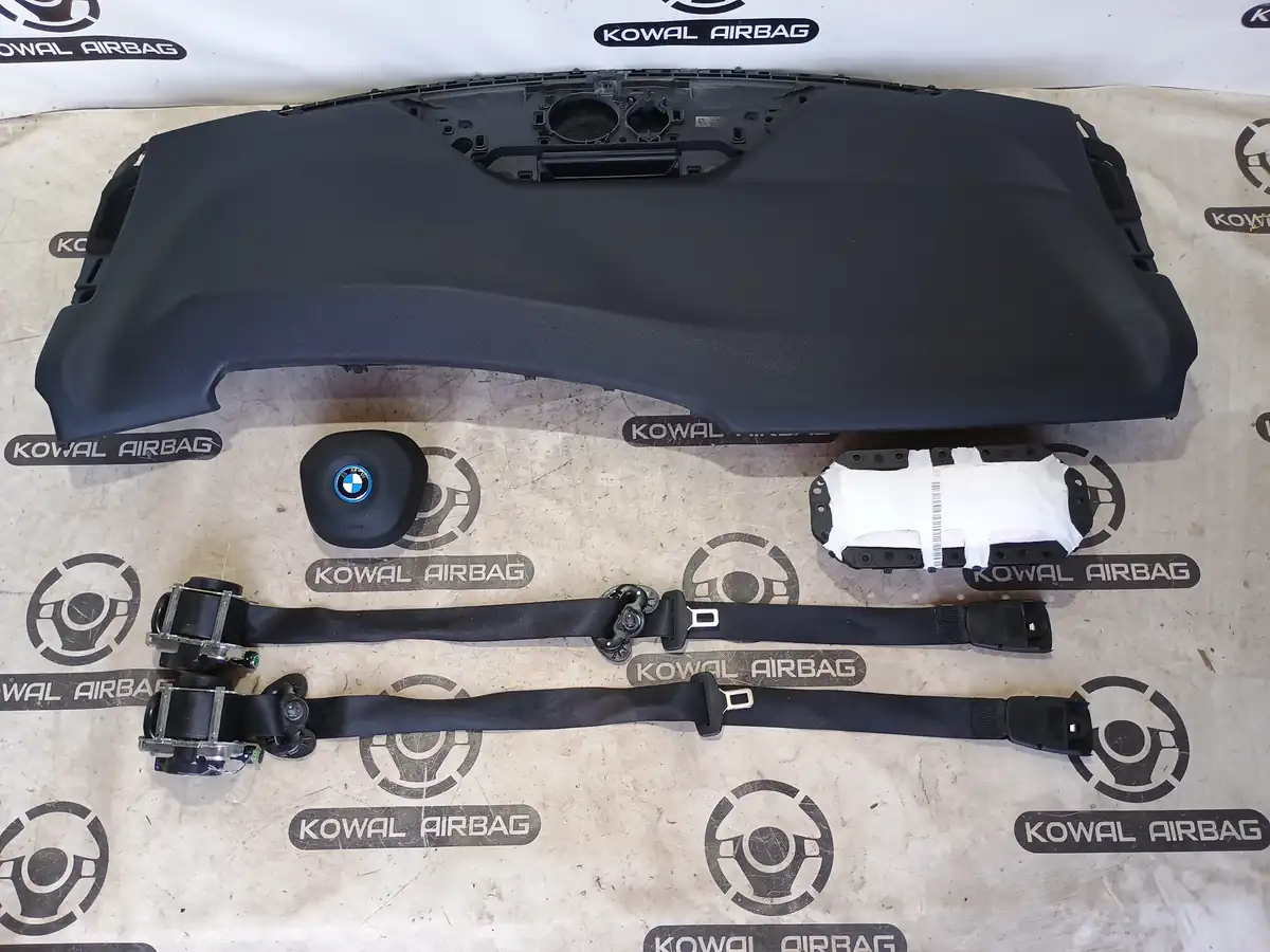 plansa bord bmw u06