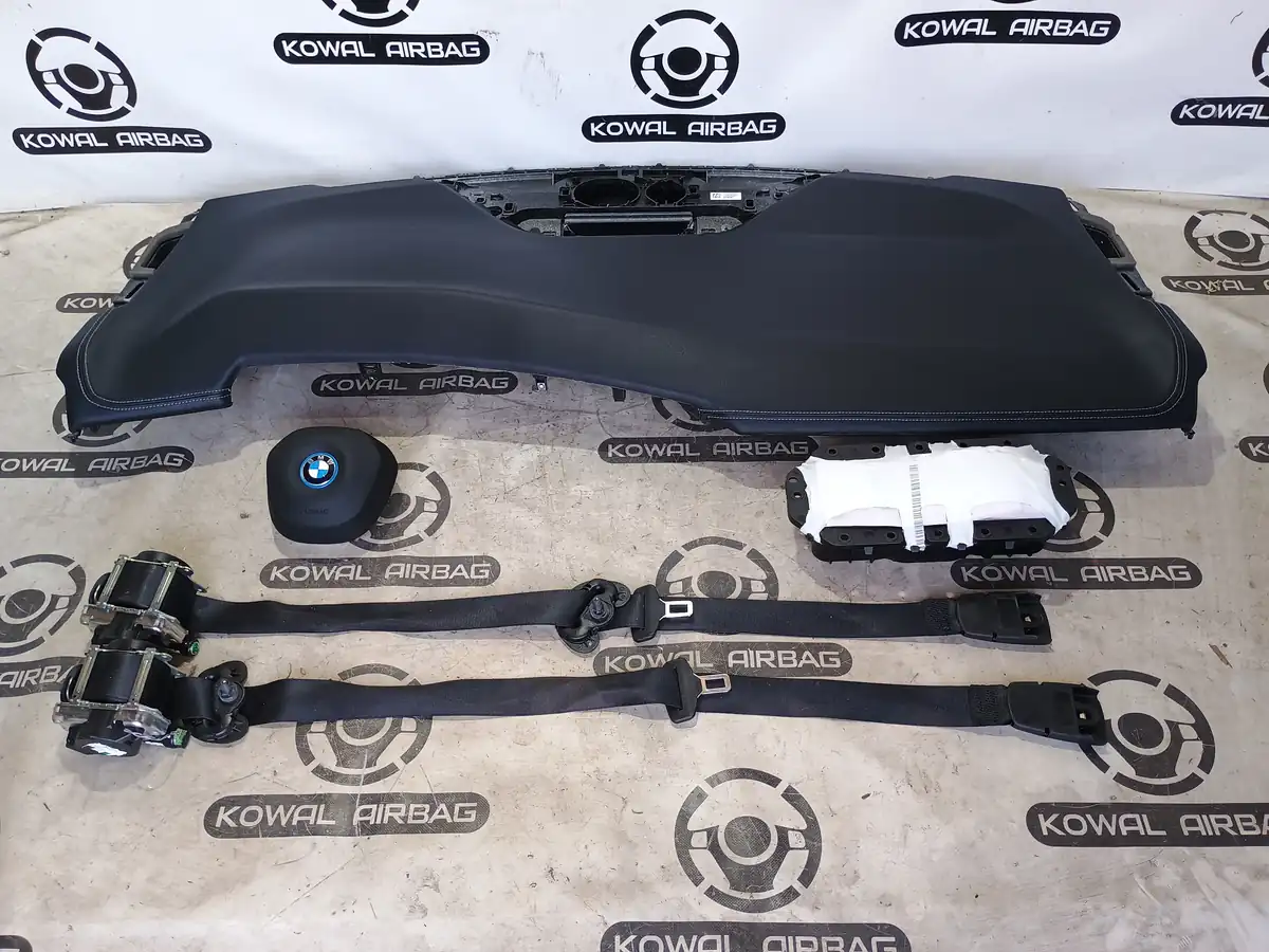 plansa bord bmw u06
