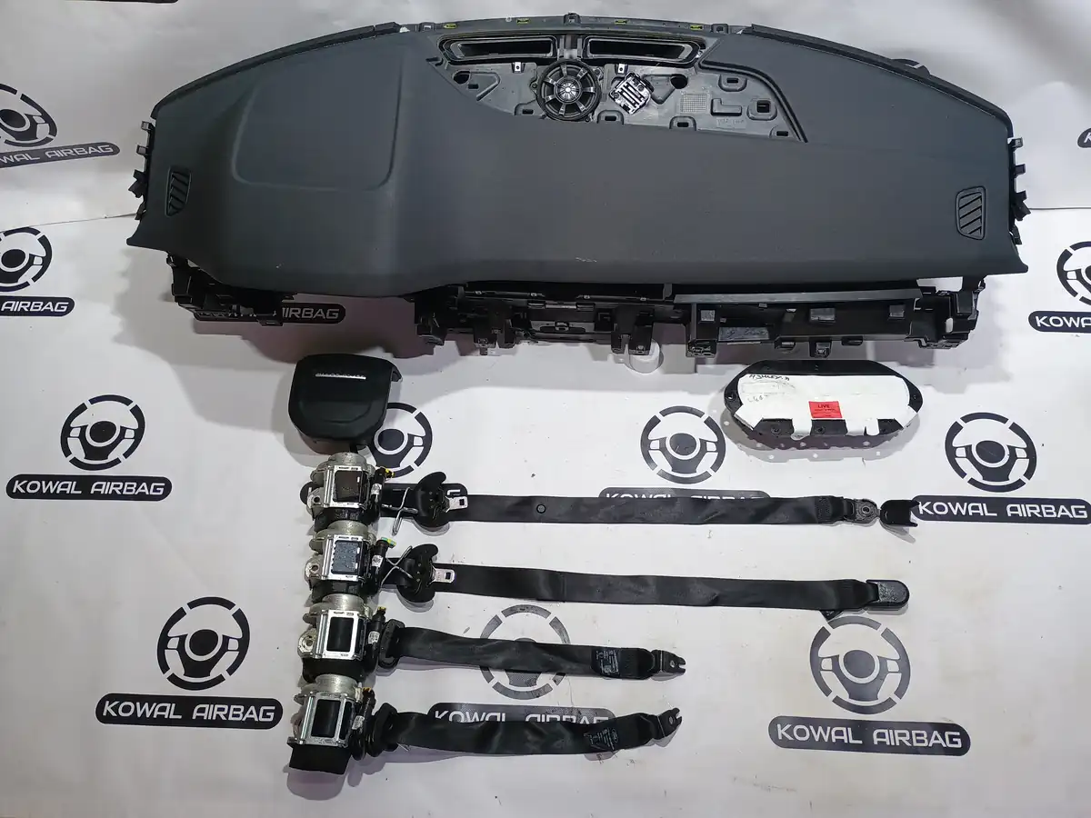 plansa bord land rover l551