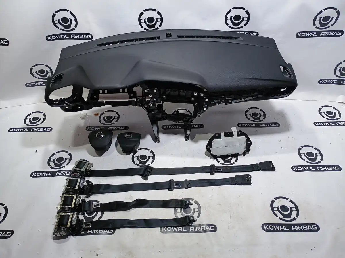 plansa bord opel corsa