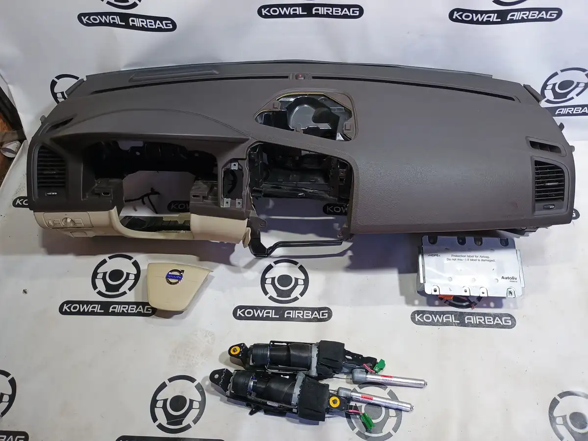 plansa bord volvo xc60