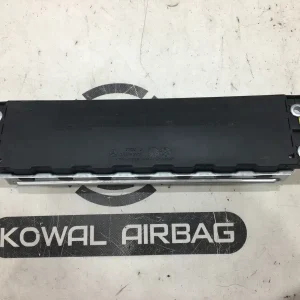 airbag genunchi mercedes-benz w205