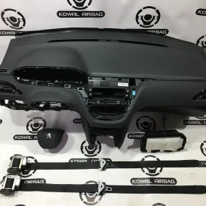 plansa bord peugeot 208