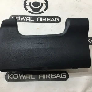 airbag genunchi toyota auris