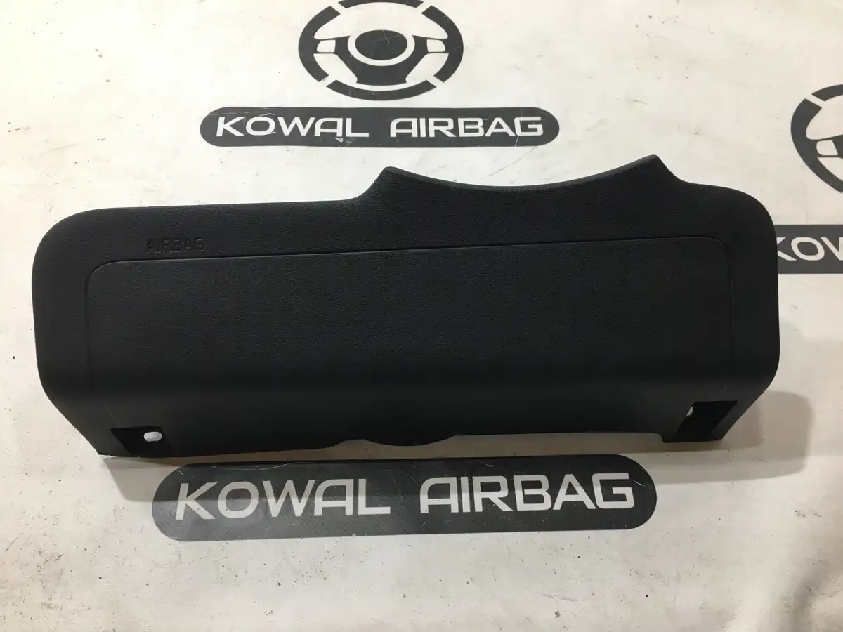 airbag genunchi volvo v40