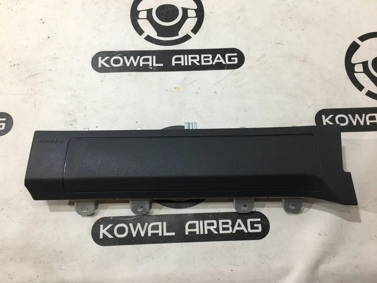 airbag genunchi mercedes-benz w246
