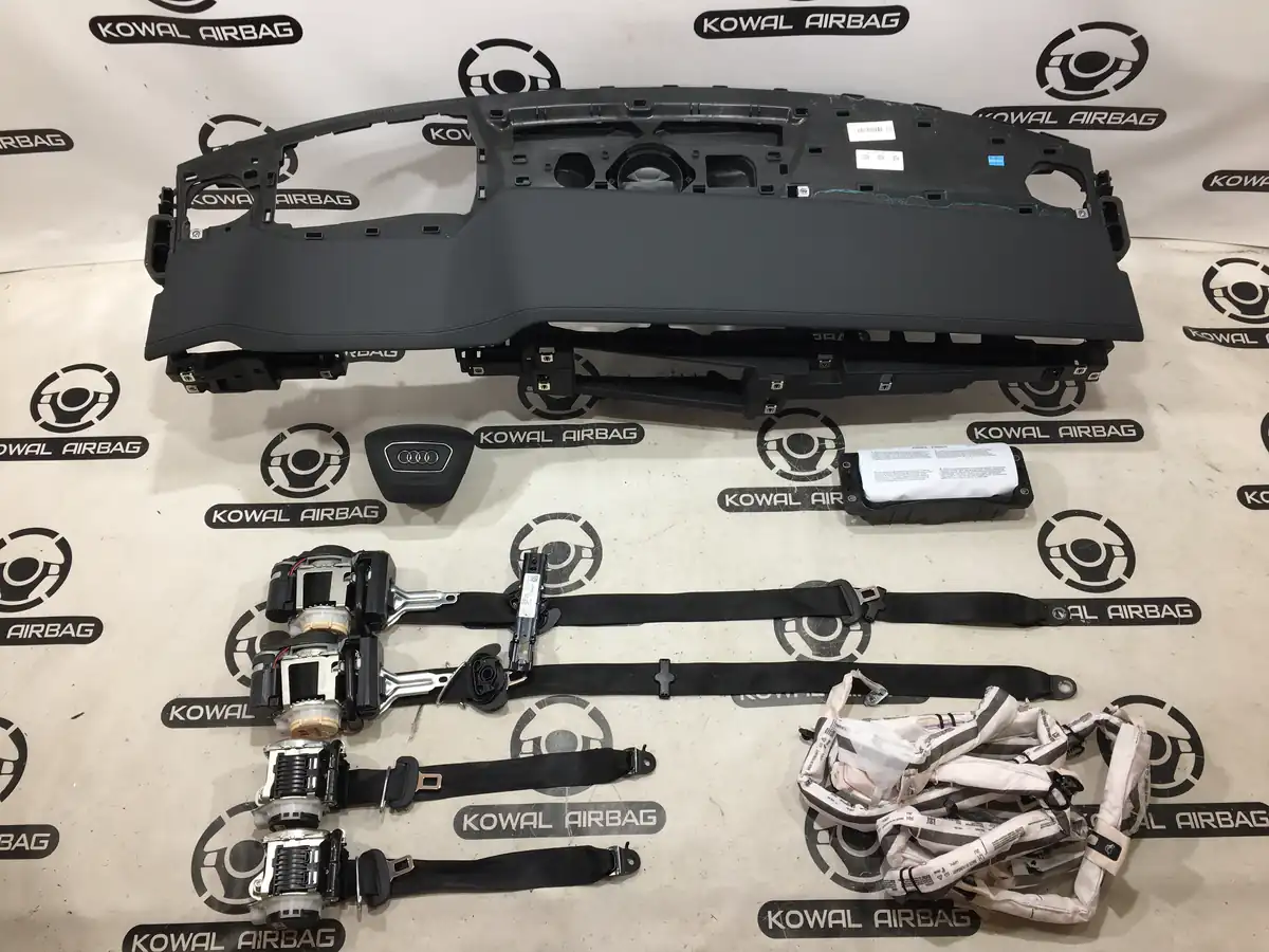 plansa bord audi a7
