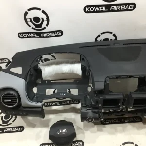plansa bord hyundai kona