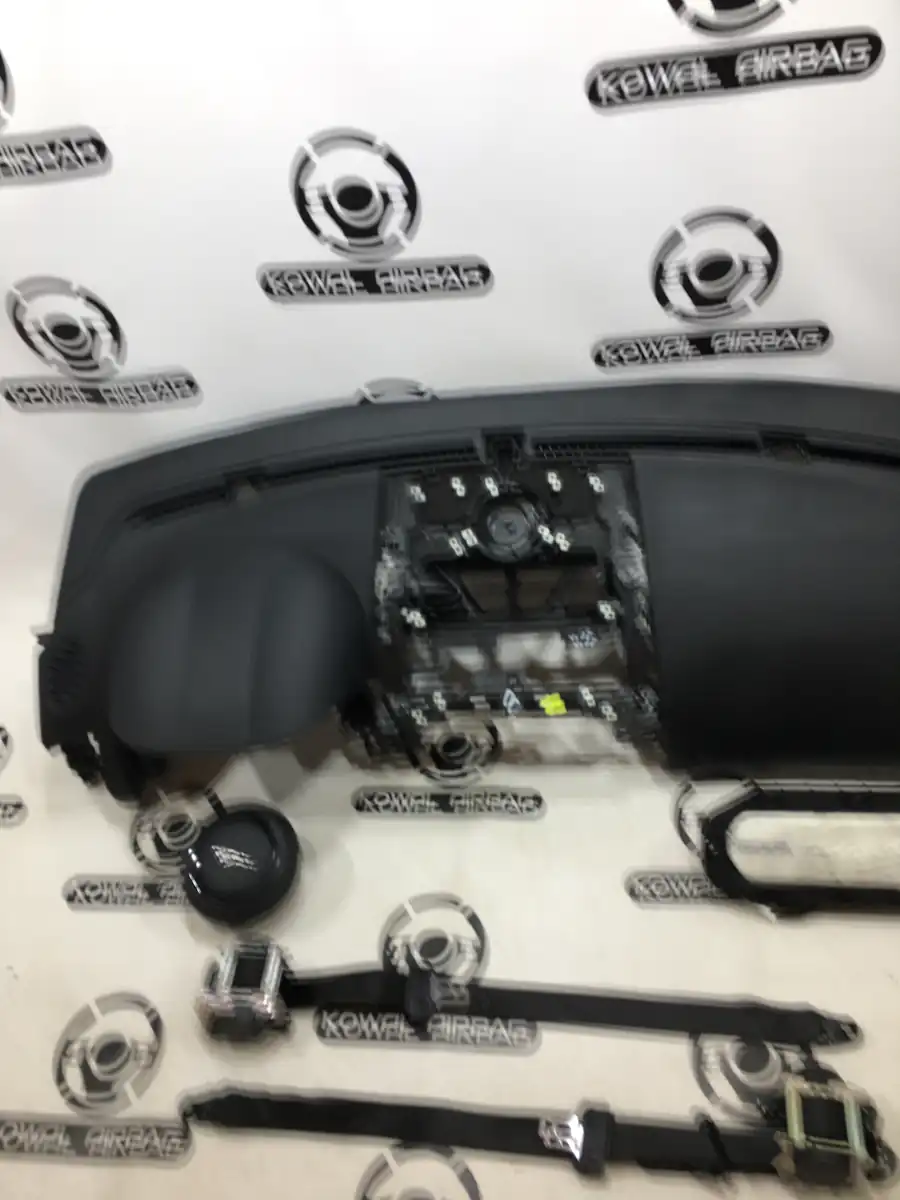plansa bord jaguar