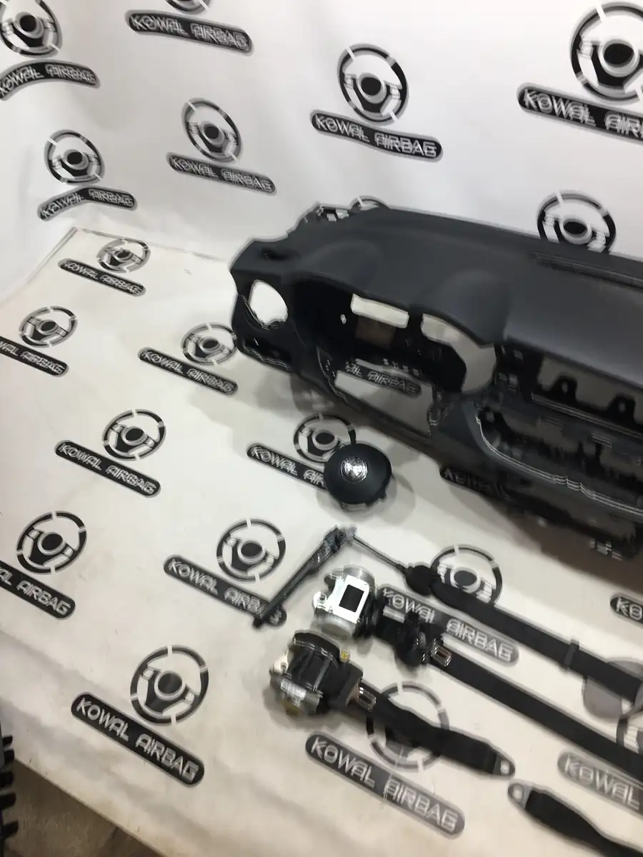 plansa bord alfa romeo stelvio