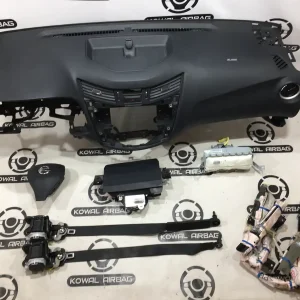 plansa bord nissan