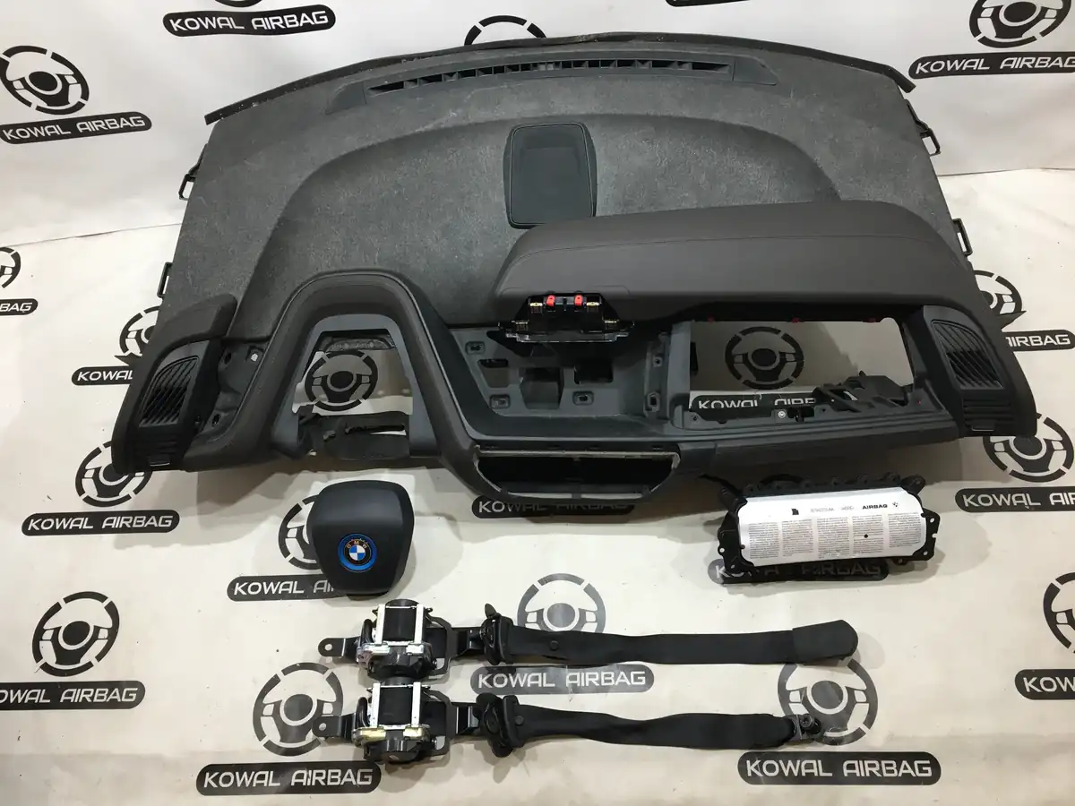 plansa bord bmw i3